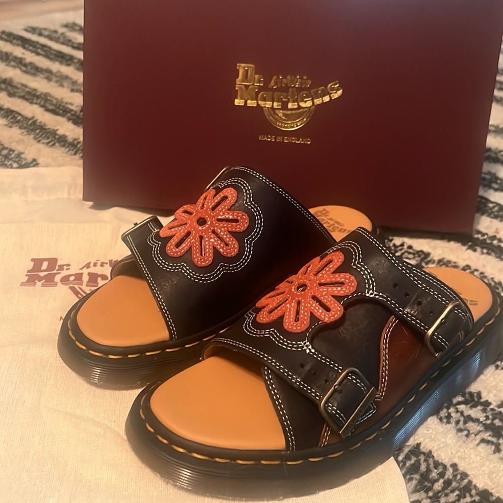DR MARTENS FLOWER DAYNE MADE IN ENGLAND LEATHER & SUEDE APPLIQUE SLIDES WOMENS 8